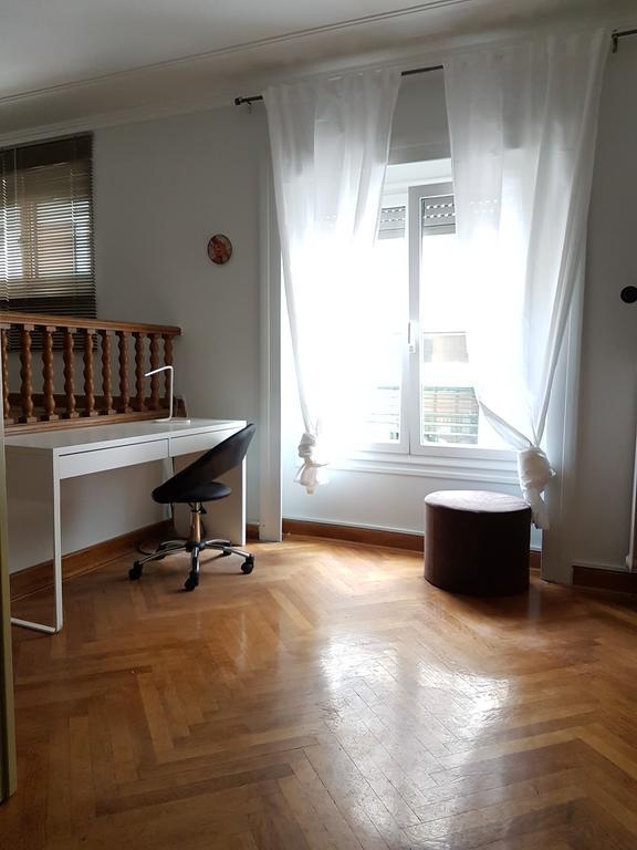 Errathens Pine Red And Taupe - Athens Center 아파트 외부 사진