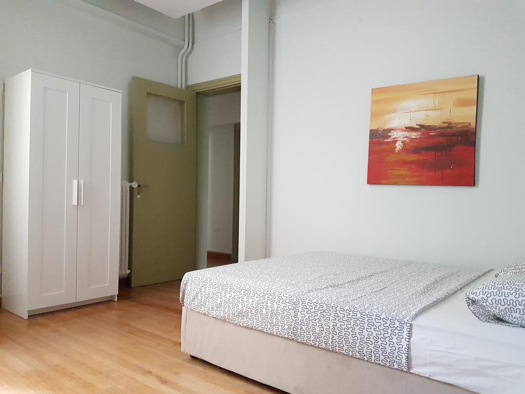 Errathens Pine Red And Taupe - Athens Center 아파트 외부 사진