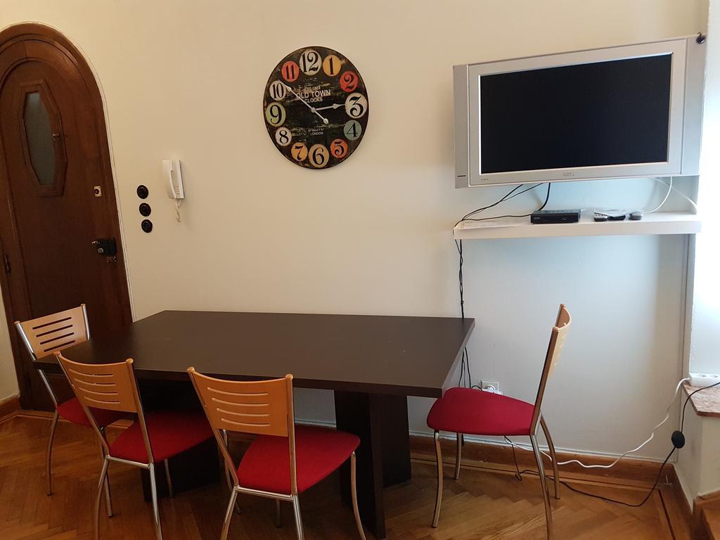 Errathens Pine Red And Taupe - Athens Center 아파트 외부 사진
