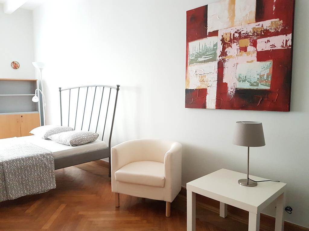 Errathens Pine Red And Taupe - Athens Center 아파트 외부 사진
