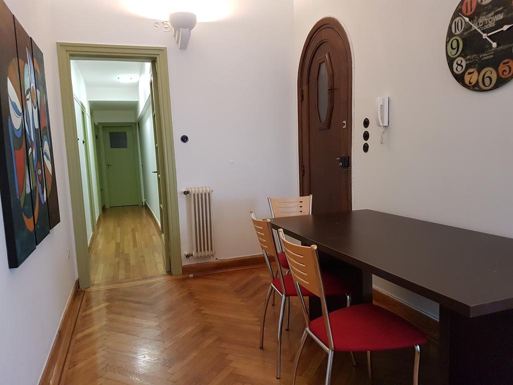 Errathens Pine Red And Taupe - Athens Center 아파트 외부 사진