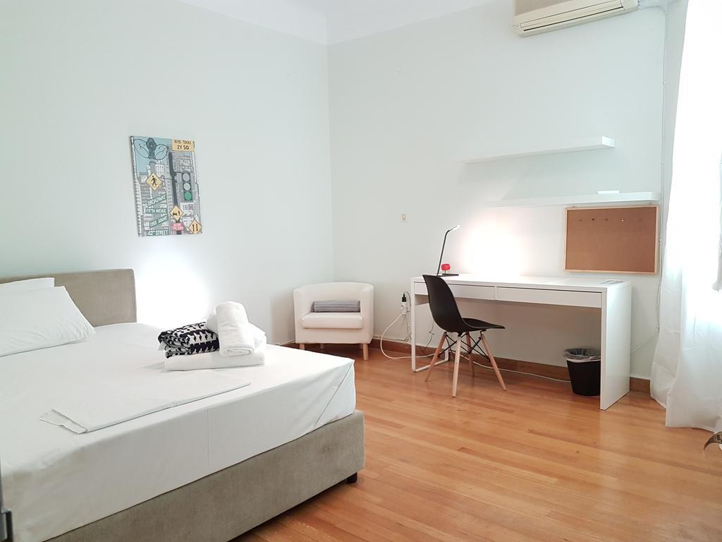 Errathens Pine Red And Taupe - Athens Center 아파트 외부 사진