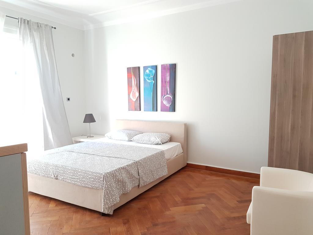 Errathens Pine Red And Taupe - Athens Center 아파트 외부 사진