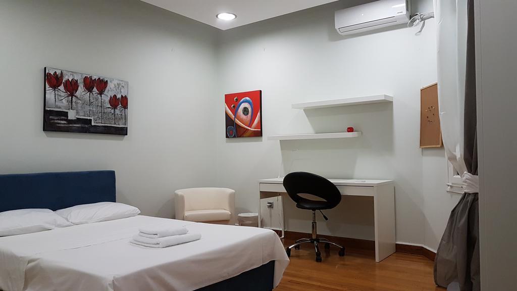 Errathens Pine Red And Taupe - Athens Center 아파트 외부 사진
